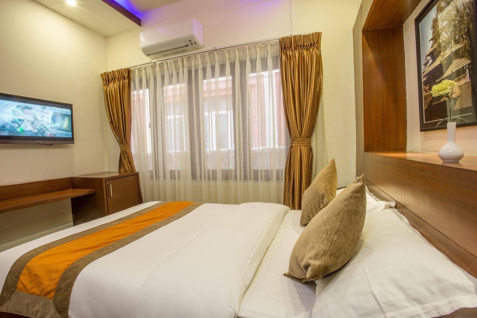 Aryatara Kathmandu Hotel Exteriör bild
